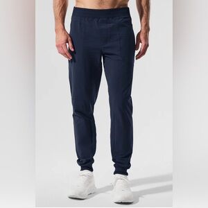 Alo Co-Op Pant (Long) in Navy Size M